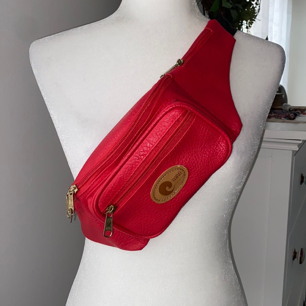 SOLD!❌ NEW Red Vegan Leather Fanny Pack - Picture 1 of 17